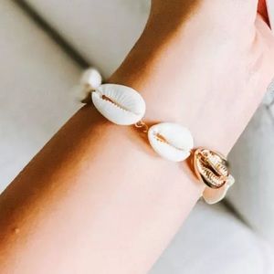 Logantay the shell yeah bracelet